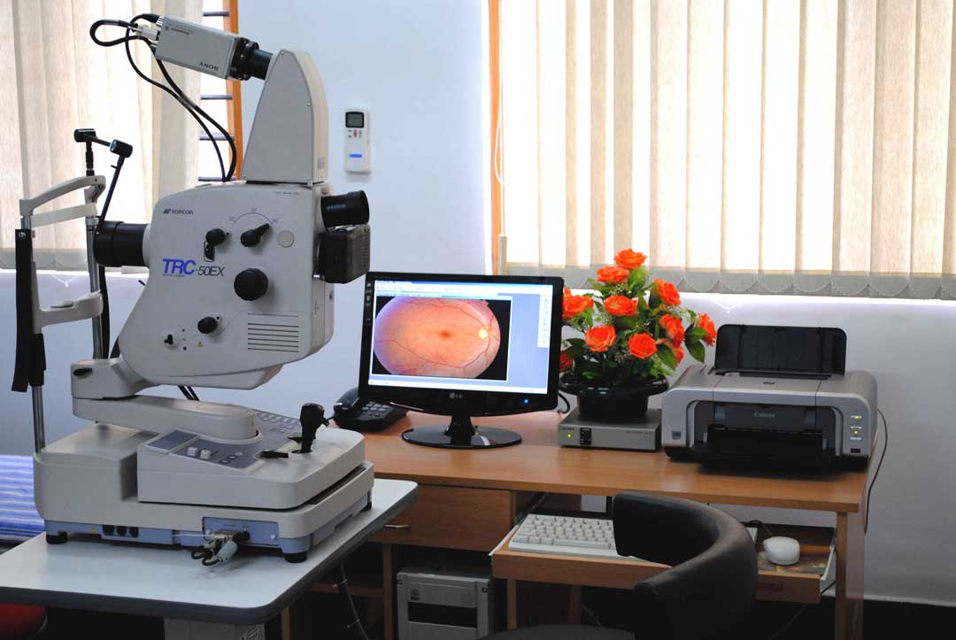 Fundus fluorescein angiography imaging