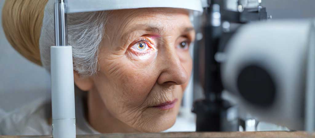 Cataract Eye Surgery in