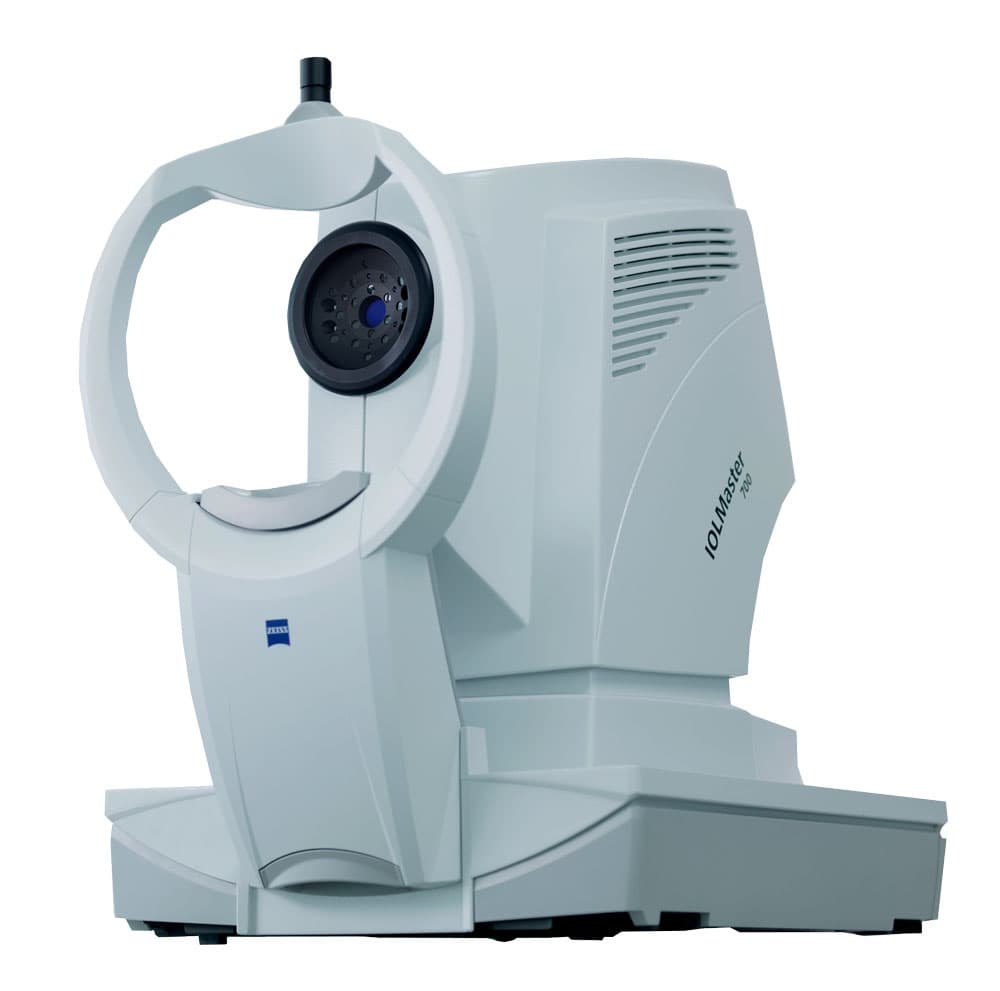 IOL Master diagnostic equipment