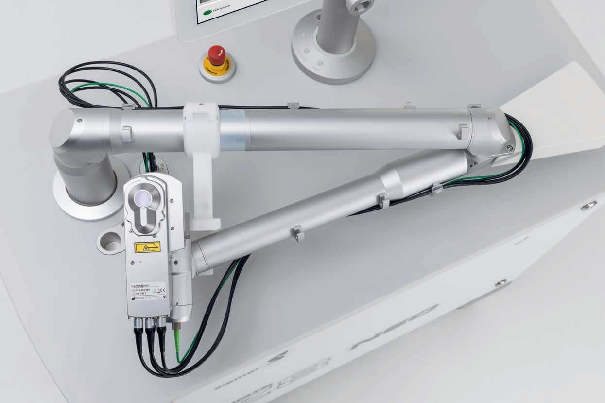 FEMTO Z8 NEO surgical technology details