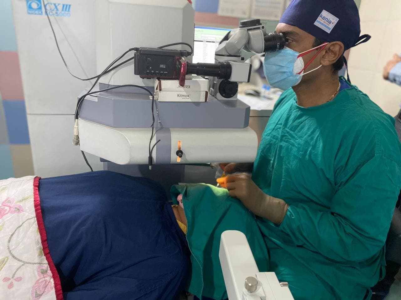 Nurse caring for elderly patient